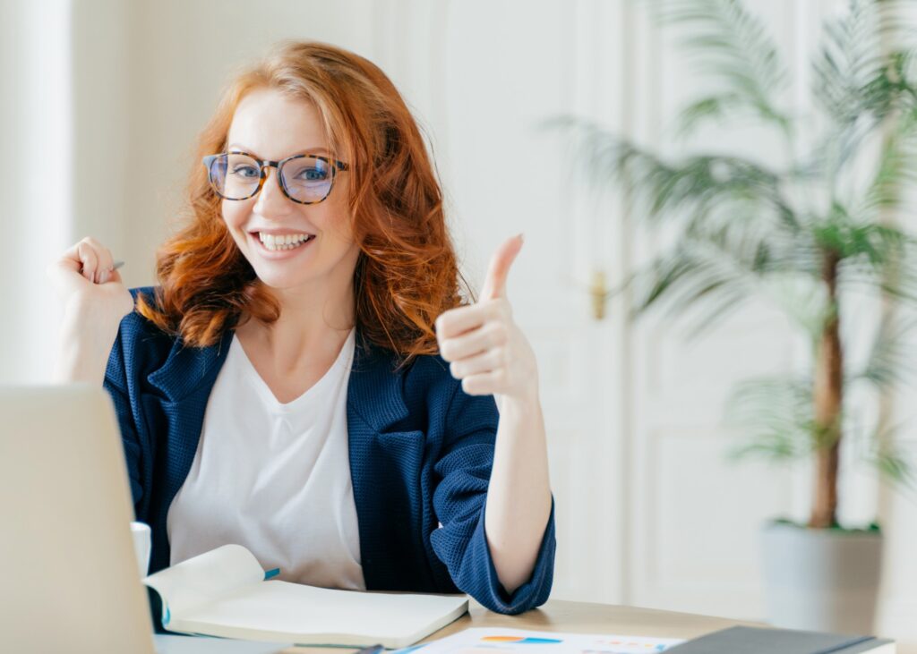 motivated employee working at a positive work environment